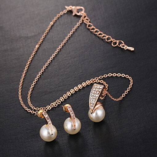 Women’s Elegant Pearl Jewelry Set JEWELRY & ORNAMENTS Jewelry Sets cb5feb1b7314637725a2e7: White
