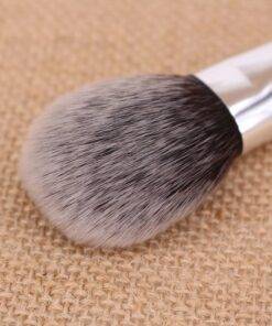 Soft Powder Makeup Brush BEAUTY & SKIN CARE Makeup Products 880c1273b27d27cfc82004: Arched|Round 